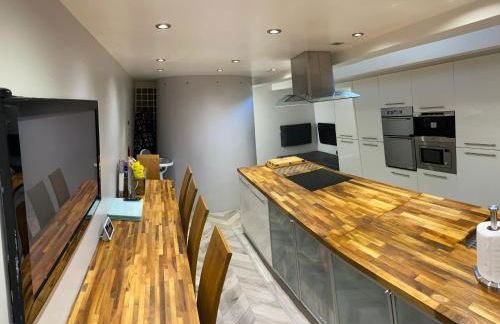 Winnie Cottage - Hot Tub, Games Room, Sauna, Large Garden - Foto 12