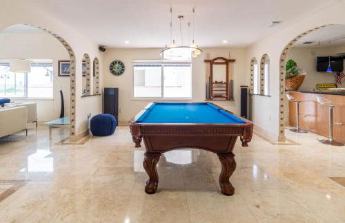 Oceana Blue / Beach Front / Pool / Bar / Relax - Foto 19