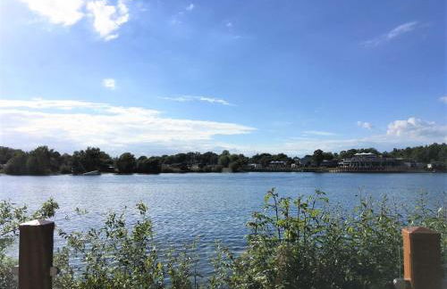 Tattershall Lakeside Lodge Indulgent wheelchair accessible 8 berth with Hot Tub - Foto 32