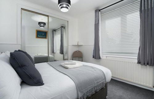 2-Bed Flat Wishaw Free Parking Family-Friendly - Foto 28