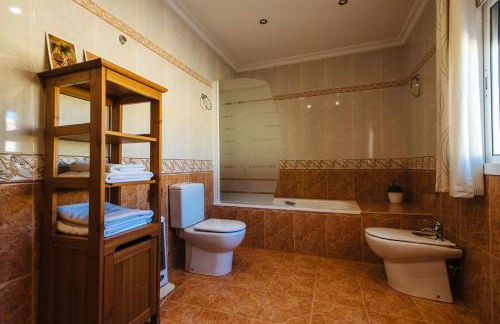 Villa Oasis Los Naranjos con jacuzzi 15 min Sevilla - Foto 14