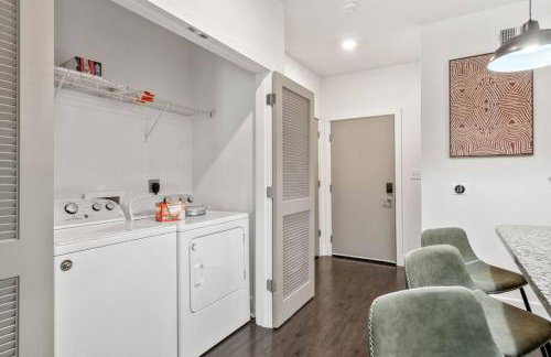 Stylish Modern Queen Suite Parking Pet Friendly - Foto 26