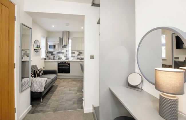 Reubens Court and City Apartments - Photo 6