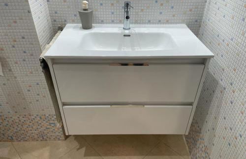 Excelente ático con gran terraza y barbacoa en Canet d'en Berenguer - Photo 25