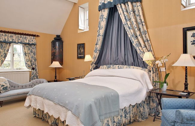 Weir Cottage - Photo 2