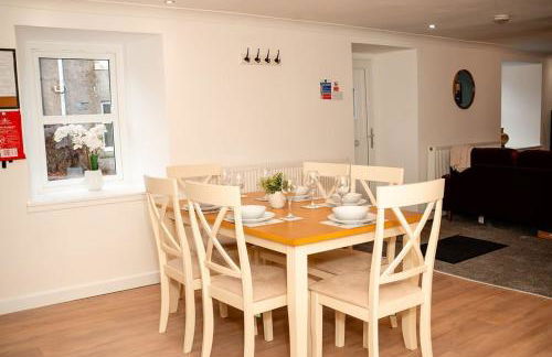 Willoughby Cottage - Rustic Retreat in Crieff - Photo 5