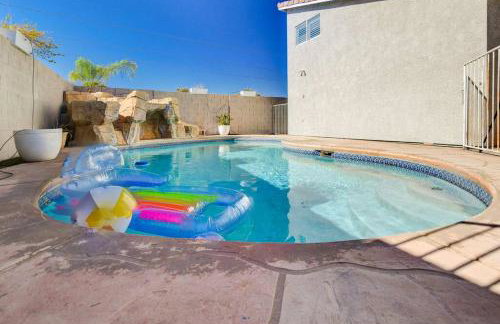 Beautiful 5BR w/King Beds, Pool & Hot Tub, Games - Photo 27