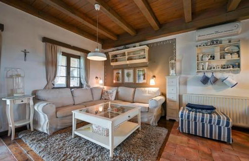 2 Bedroom Amazing Home In Vrtlinovec - Foto 13