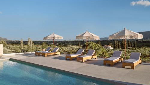 Armela Villa, with Pool & Captivating Views, By ThinkVilla - Foto 3, sunbed