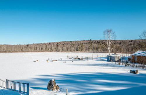 Whispering Waters Farmhouse and Wedding Barn - Foto 62