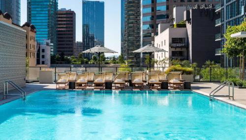 2BR Panoramic City View!! - Photo 3