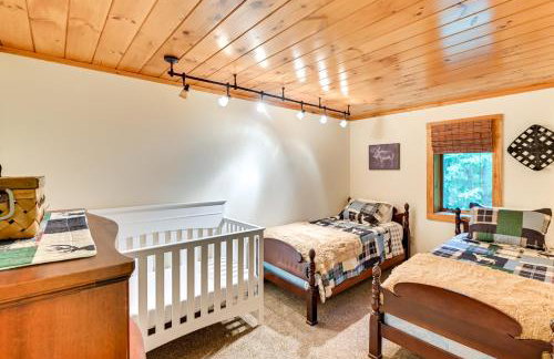 Thendara Cabin on Moose River with Game Room! - Foto 24