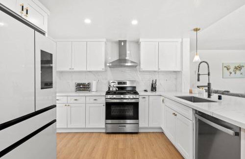 Luxe Spacious Home Near Parks Fully Equipped - Foto 77