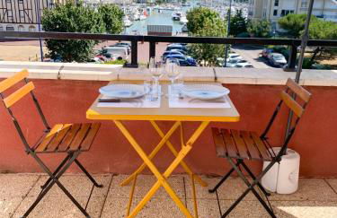 Duplex 2 pièces Port Cabourg - 2 à 4 personnes - Terrasse - Vue Port - Proche Plage - Foto 1