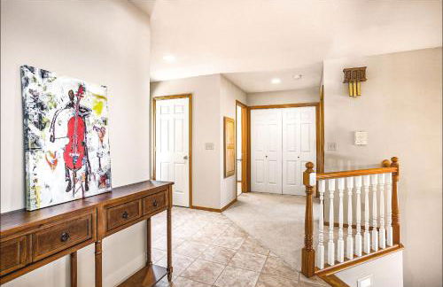 Spacious 3BR3BA with Spectacular Water Views - Foto 20