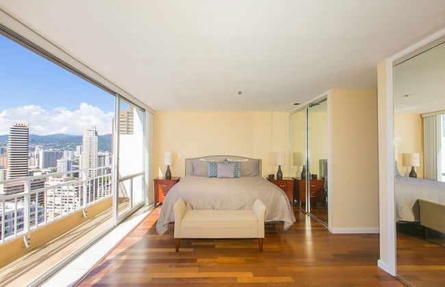 Spacious One Bedroom Harbor View Condos at Ilikai Marina With Private Balcony - Foto 5