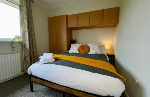 Spacious Town Centre Apartment - Foto 4