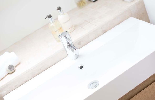 One Abbey Lane - Photo 18