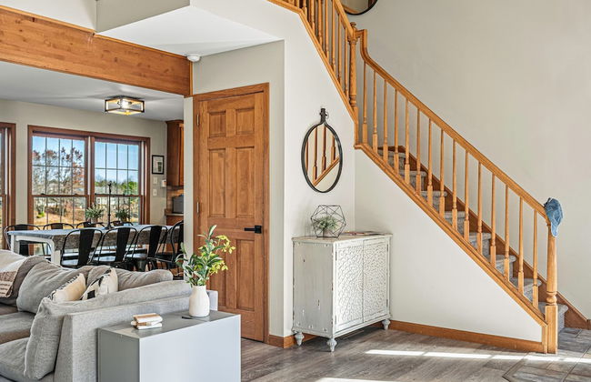 Laker s Pointe by Avantstay Lakefront Private Peninsula Hot Tub Game Room - Photo 11