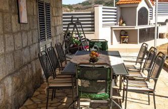 Spacious villa for 10 with a big private pool - Photo 9