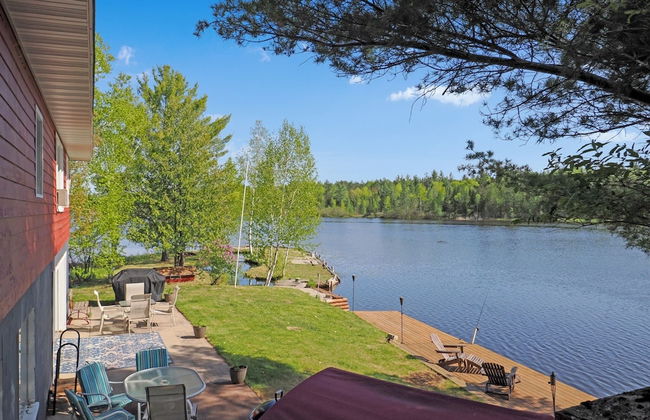 The Banks - Rustic and Waterfront, Secluded and Special, by RedAwning - Foto 19