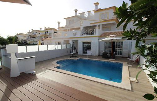 magnifique et spacieuse villa avec piscine privative - Foto 16