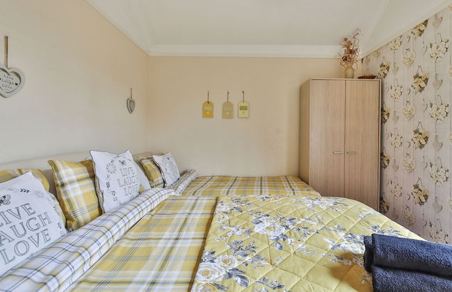 Chomley Holiday Flats - Photo 21