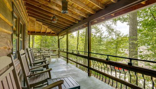 Less Than 1 Mi to Lake Cabin with Hot Tub in Greentown! - Foto 1