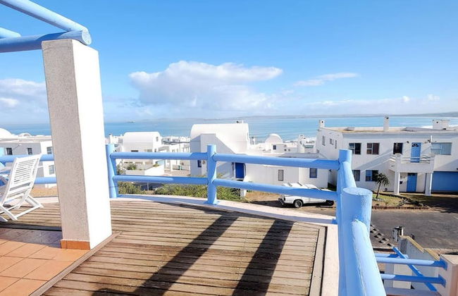 Charis to Theo - Relax in Style at This 3-bedroomed Langebaan Holiday House - Foto 23