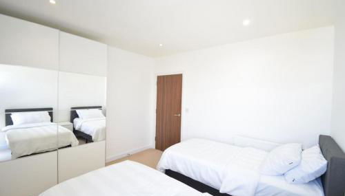 Edgware Heights - Photo 4