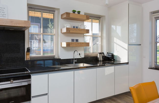 Luxury Villa With Sauna and Jacuzzi at the Lake - Foto 55