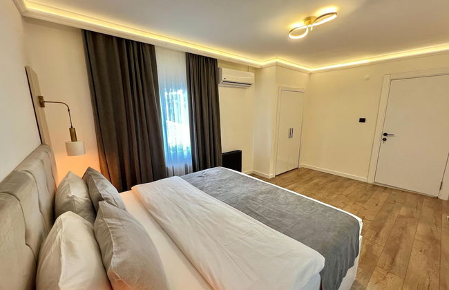 Golden Life Suite - Photo 33