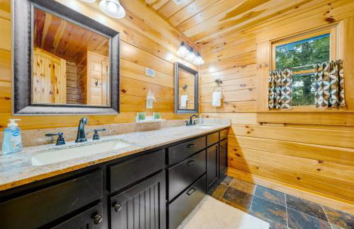 The Holiday Cabin at Lake Lure - Photo 41