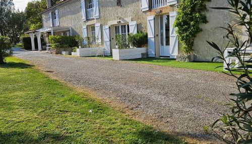 Domaine Saladry - Foto 2