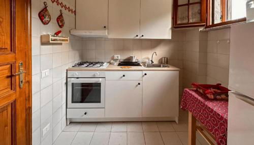 Amazing Apartment In San Vito-Cerreto - Foto 3