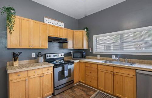 Wonderful 3 Bed 2 Bath House in Heart of YBOR City - Photo 14