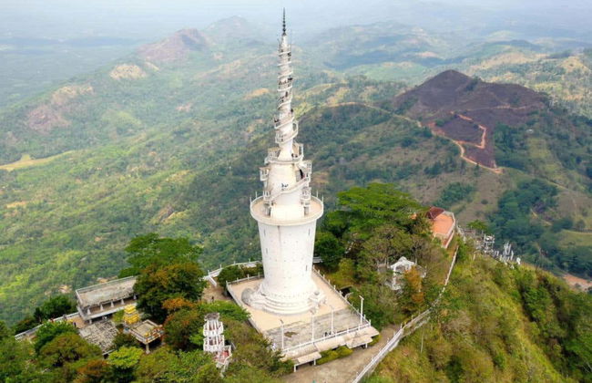 Tour privato di 2 giorni a Nuwara Eliya e Ambuluwawa - Foto 2