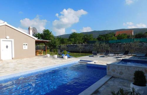 Vacation house Radosic - Foto 1