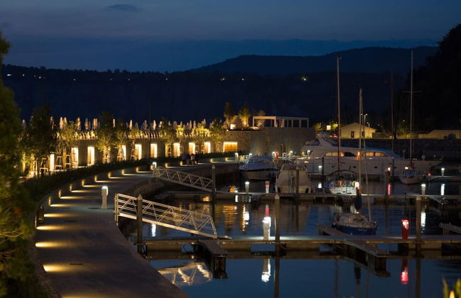 Sea-view Penthouse Spa in Portopiccolo - Photo 20