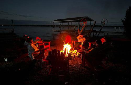 Break Away Hot Tub Lake Access & Game Rooms - Foto 41