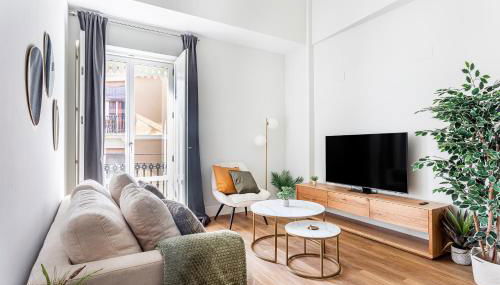 Valencia City Apartment with Gym Pool Free Parking TheHavenEscape - Photo 4