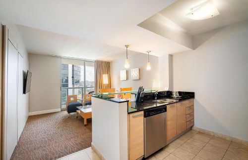 Sunny Isles 1BDR Sea View and Pool - Foto 11