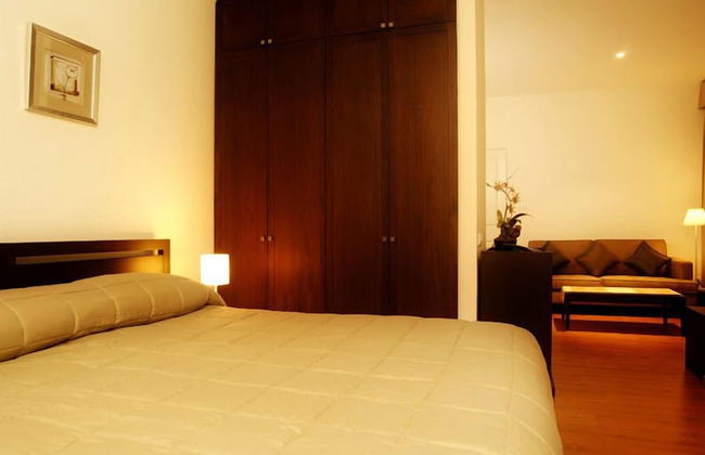 Siam Bright Suite - Photo 8