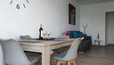 CASA PIRÁMIDE 1 Terraza y Parking privado - Foto 2