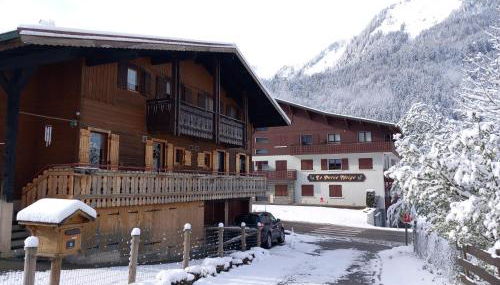 Chalet familial authentique et spacieux 2 chambres 4 à 6 personnes avec parking proche des remontées - Foto 3