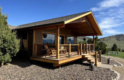 Charming Cabin with Mountain Views Near Madison River in Ennis, Montana - Foto 1