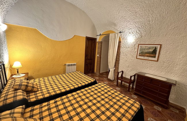 Cuevas la Granja - Foto 20