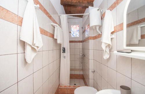 Gioia Traditional House - Photo 17