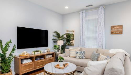 Private Porch with Parking - 2 Blocks to King - Foto 4