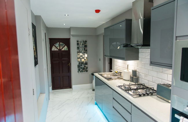 Aphrodite Suites Huddersfield - Foto 39